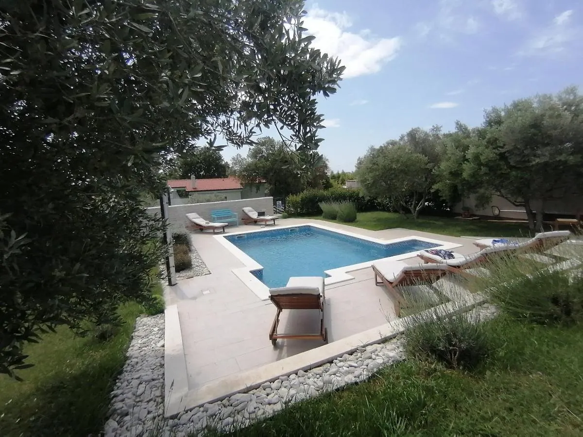 Mel&Stef, Charming House, Apartment With Private Swimming Pool Ideal For Family Vacation プーラ クロアチア