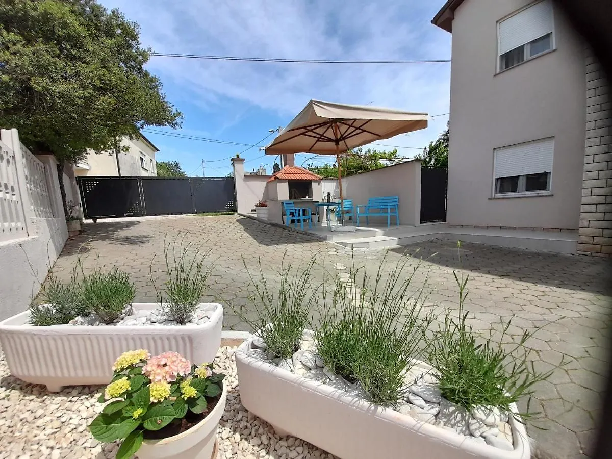 Mel&Stef, Charming House, Apartment With Private Swimming Pool Ideal For Family Vacation Pula