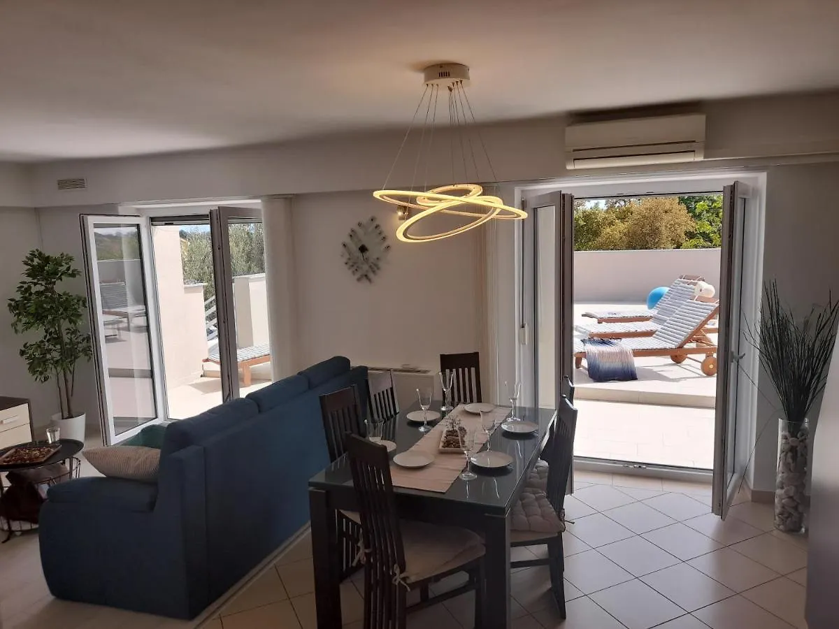 Mel&Stef, Charming House, Apartment With Private Swimming Pool Ideal For Family Vacation Pula